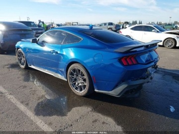 Ford Mustang VI 2024 Ford Mustang Dark Horse Fastback 2024 5.0l 5.0 Benzyna 500KM, zdjęcie 3