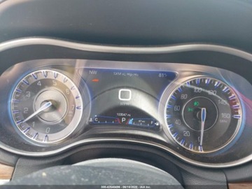 Chrysler 300C II 2015 Chrysler 300C Platinum 2015 5.7l 5.7 Benzyna 363KM, zdjęcie 10