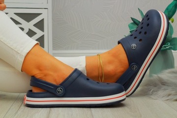 ЖЕНСКИЕ ШЛЕПАНЫ CROKS ЛЕГКИЕ КЛОГИ ИЗ ПЕНЫ