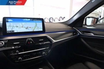 BMW Seria 5 G30-G31 Limuzyna Facelifting 2.0 520d 190KM 2023 BMW Seria 5 520d xDriveFV23Fotel SportowyRozbudowany Pakiet lusterek, zdjęcie 8