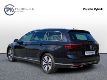 Volkswagen Passat B8 2020 Volkswagen Passat Variant GTE 218 KM Hybryda Plug-, zdjęcie 2