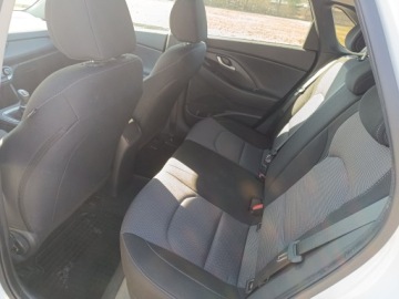 Hyundai i30 III Hatchback Facelifting 1.0 T-GDI 120KM 2023 HYUNDAI I30 1.0 T-GDI 120KM przebieg 39 tyś km LAKIER PERŁA METALIK r. 2023, zdjęcie 9