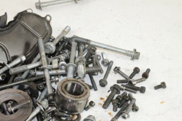 YAMAHA FJR 1300 01-05 БОЛТЫ ДВИГАТЕЛЯ