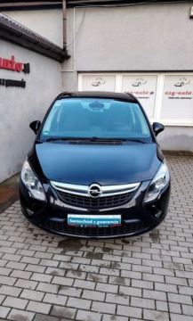 Opel Zafira C Tourer 1.4 Turbo ECOTEC 140KM 2016 Opel Zafira Opel Zafira 1.4 T Cosmo 1.4 Benzyna 140KM, zdjęcie 3