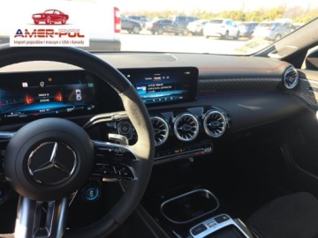 Mercedes CLA C118/X118 2024 Mercedes-Benz CLA Mercedes-Benz AMG CLA 45 4MATIC 2024r. jedyny niepowtarz, zdjęcie 12