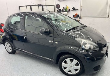 Toyota Aygo I 2009 Toyota Aygo 1.0 benzyna 1 wlasciciel 100 bezwypadkowy Benzyna 70KM