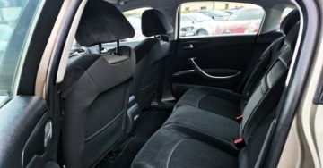 Citroen C5 III Sedan 2.0i 16V 140KM 2008 Citroen C5 BENZYNA KOMFORTOWE ZAWIESZENIE 2x PDC klimatyzacja okazja, zdjęcie 31