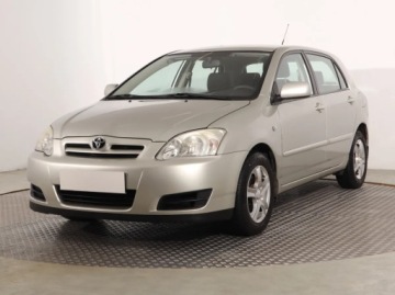 Toyota Corolla IX (E12) Hatchback 1.4 D-4D 90KM 2007 Toyota Corolla 1.4 D-4D, Salon Polska, Klima, zdjęcie 1
