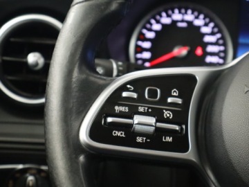 Mercedes GLC C253 SUV Facelifting 2.0 200d 163KM 2021 Mercedes GLC GLC 200 d 4MATIC, Salon Polska, zdjęcie 17