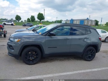 Jeep Compass II 2024 Jeep Compass Latitude 2024 2.0l 2.0 Benzyna 200KM, zdjęcie 2