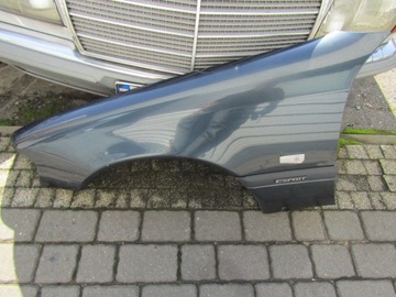 (1 MERCEDES W202 BLOTNIK LEWY PRZEDNI ORYGINALNY LACK 189