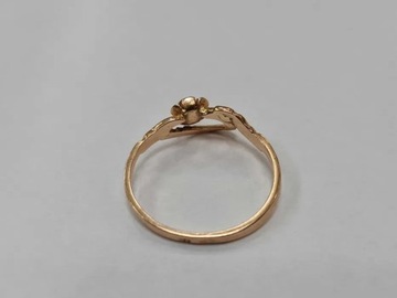 Złoty pierścionek/ 585/ 2.01g/ R17/ II poł. XXw.