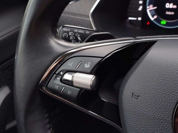Skoda Octavia IV Kombi 2.0 TDI 150KM 2022 Skoda Octavia Martwe pole Bogata wersja grzana kanapa Virtual MasazEl.Klapa, zdjęcie 12