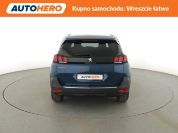 Peugeot 5008 II Crossover Facelifting 1.5 BlueHDi 130KM 2023 Peugeot 5008 AllurePack automat 7-os. virtual navi, zdjęcie 5