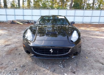 Ferrari California 2013 Ferrari California 2013 FERRARI CALIFORNIA, 4.3L, od ubezpieczalni 4.3, zdjęcie 1