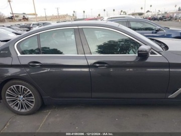 BMW Seria 5 G30-G31 2019 BMW Seria 5 2019 BMW 530E IPERFORMANCE 2.0 Benzyna 180KM, zdjęcie 12