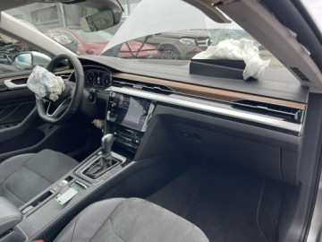 Volkswagen Arteon Fastback Facelifting 2.0 TDI SCR 150KM 2022 Volkswagen Arteon Elegance DSG Skóra Podgrzewanie, zdjęcie 9