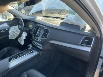 Volvo XC90 II SUV 2.0 D5 235KM 2018 Volvo XC 90 AWD Momentum Skóra Podgrzewanie 7 Os., zdjęcie 9