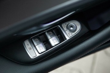 Mercedes Klasa E W213 Limuzyna 2.0 220d 194KM 2016 Mercedes-Benz Klasa E E220d Salon Polska Autotrade Mercedes-Benz 2.0, zdjęcie 18