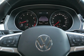 Volkswagen Passat B8 Variant Facelifting 1.5 TSI EVO 150KM 2022 Volkswagen Passat ELEGANCE 1.5 TSI 150KM Salon Polska GWARANCJA SelectCar+, zdjęcie 19
