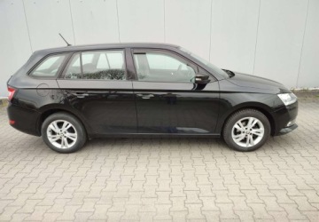 Skoda Fabia III Kombi Facelifting 1.0 TSI 95KM 2020 Skoda Fabia Skoda Fabia III Krajowy ,serwis Benzyna 95KM, zdjęcie 5