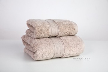 NEFRETETE Ręcznik 600 GSM 50x90 LLAMA SOFT
