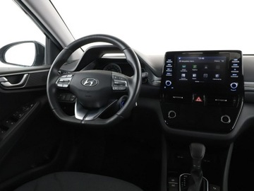 Hyundai IONIQ Hatchback Facelifting (Hybrid) 1.6 GDI 141KM 2020 Hyundai IONIQ HEV klima auto kamera i czujnik, zdjęcie 15