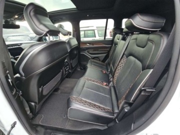 Jeep Grand Cherokee IV 2022 Jeep Grand Cherokee 2022, 5.7L, 4x4, Summit 5.7 Benzyna 357KM, zdjęcie 9