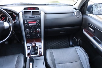 Suzuki Grand Vitara II SUV 1.9 DDiS 129KM 2006 Suzuki Grand Vitara 1.9 DDiS, Salon Polska, 4X4, zdjęcie 7