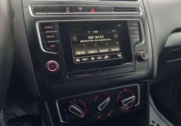 Volkswagen Polo V Hatchback 3d Facelifting 1.2 TSI BlueMotion Technology 90KM 2016 Volkswagen Polo Lift SLICZNY 1.2 Benzynka NISKI PRZEBIEG Bogata Wersja ORY, zdjęcie 14