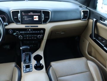 Kia Sportage IV SUV 1.7 CRDi 141KM 2017 Kia Sportage 1.7 CRDi, Salon Polska, Serwis ASO, zdjęcie 7