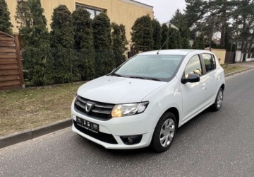 Dacia Sandero II Hatchback 5d TCe  90KM 2014 Dacia Sandero Dacia Sandero II 0,9 tce Bezwypadkowa bogato wyposazona 90KM