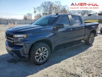 Chevrolet Silverado II 2021 Chevrolet Silverado 2021, 5.3L, 4x4, K1500 RST, od ubezpieczalni 5.3 355KM