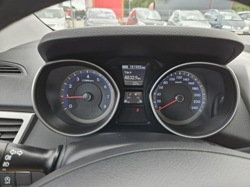 Hyundai i30 II Hatchback 5d 1.6 GDI 135KM 2015 Hyundai i30 1,6 benzyna 135KM nawigacja, zdjęcie 12