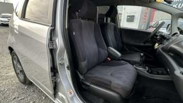 Honda Jazz III 1.4 i-VTEC 100KM 2008 Honda Jazz Benzyna Moc 99KM Zarejestrowany, zdjęcie 17