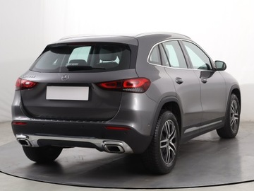 Mercedes GLA II Off-roader 1.3 200 163KM 2020 Mercedes GLA GLA 200, Salon Polska, Serwis ASO, zdjęcie 4