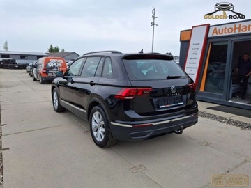 Volkswagen Tiguan II SUV 1.5 TSI EVO 150KM 2020 Volkswagen Tiguan 1,5 tsi 150KM DSG klima navi elektryka alu grz. fot i ki, zdjęcie 5