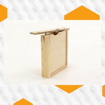 Рамочная кормушка ВАРШАВСКА Удлиненная к улью пчеловодной пасеки.