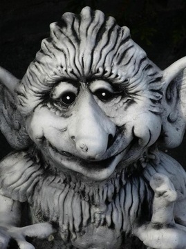 Figura ogrodowa betonowa Troll