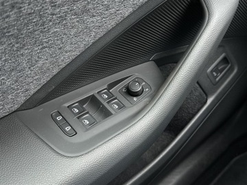 Skoda Superb IV Kombi 2.0 TDI 193KM 2024 Skoda Superb 2.0TDI 193KM 4X4 Selection DSG l Akty, zdjęcie 16