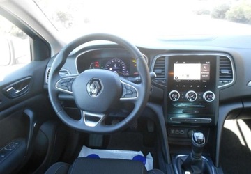 Renault Megane IV Hatchback 5d  Facelifting 1.5 Blue dCi 115KM 2021 Renault Megane Renault Megane IV 1.5 Diesel 115KM, zdjęcie 9