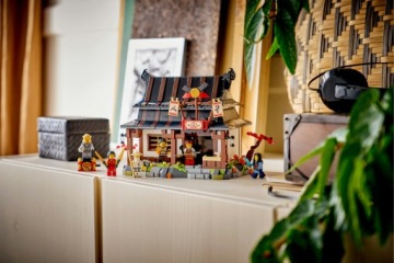 LEGO NINJAGO 71858 Кузница четырех оружий, 15-летие