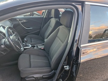 Opel Astra J Sports Tourer 1.4 Turbo ECOTEC 140KM 2011 Opel Astra Sliczna 1.4 b Ful Opcja Bezwypadkowa Zarejestrowana Gwarancja d, zdjęcie 12