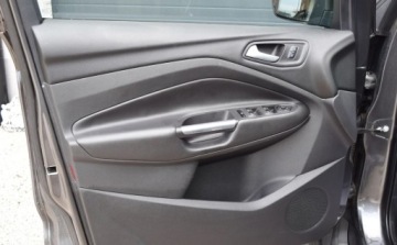 Ford Kuga II SUV Facelifting 2.0 TDCi 180KM 2017 Ford Kuga 2.0 TDCI 180P AWD ST-Line PowerShif Fuul Ledy Kamera Lopatki, zdjęcie 17