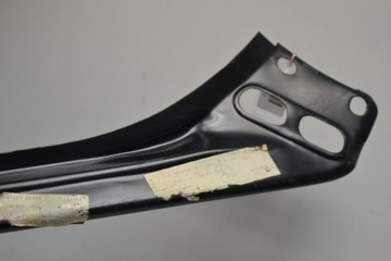 Mercedes W124 Укрепляет левый передний столб