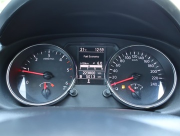 Nissan Qashqai I Crossover Facelifting  1.5 dCi 110KM 2012 Nissan Qashqai 1.5 dCi, Klima, Tempomat, zdjęcie 10