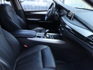 BMW X5 F15 SUV xDrive30d 258KM 2013 BMW X5 xDrive30d, Salon Polska, Serwis ASO, zdjęcie 8