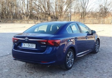 Toyota Avensis III Sedan Facelifting 2015 2.0 D-4D 143KM 2016 Toyota Avensis Salon PLPotwierdzony przebiegZadbanyEkonomiczny 2.0 143KM, zdjęcie 6