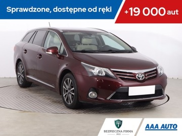 Toyota Avensis III Sedan Facelifting 2.0 Valvematic 152KM 2012 Toyota Avensis 2.0 Valvematic, Salon Polska