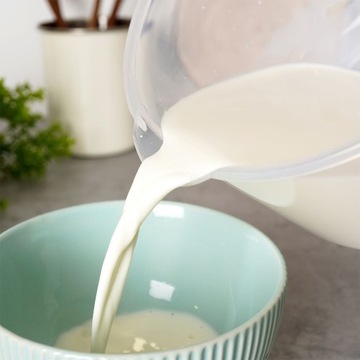 Кухонная миска с мерным стаканом 2,5 л.